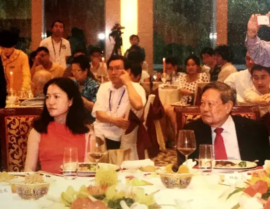 AA1OHUJn.img_ AA1OHUJn.img_