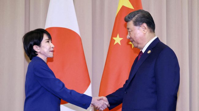 2025-10-31T225826Z-2040383425-RC2ZMHAN36IQ-RTRMADP-3-APEC-SUMMIT-JAPAN-CHINA