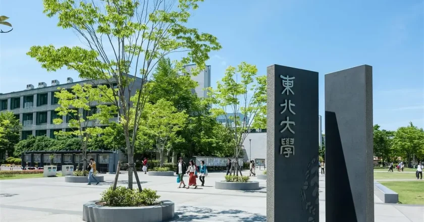 日本知名高校拟对外国留学生加收70%学费