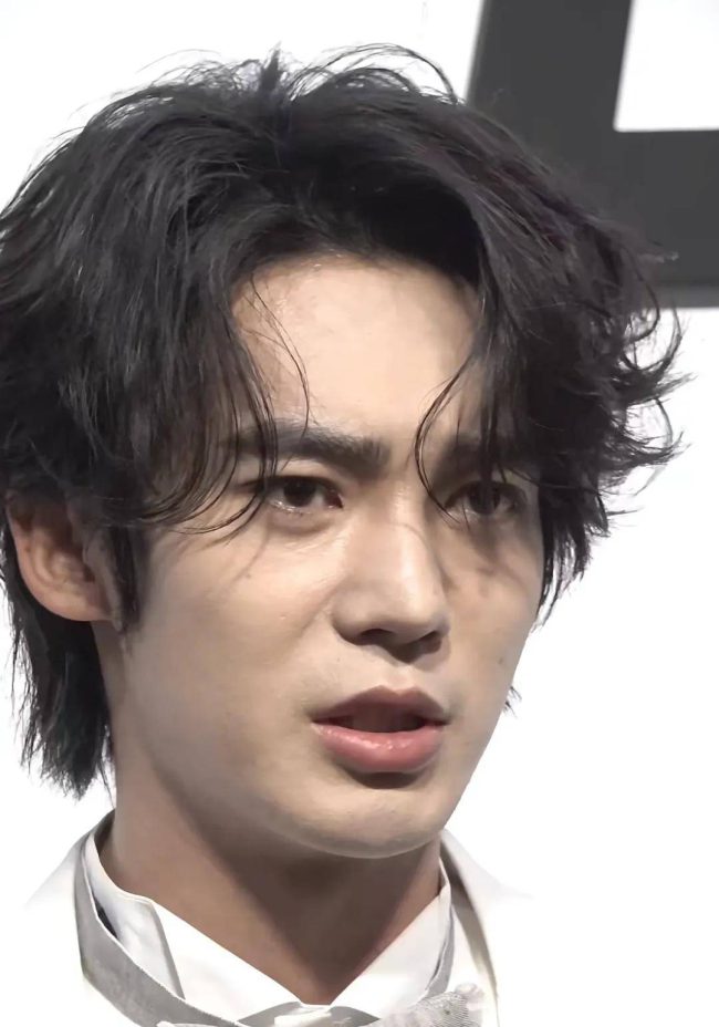 325cfb28b4e34263bf600f39ac11b006