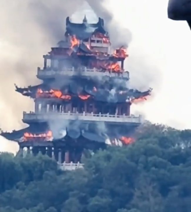 N1QTWs47xKn90ys9alG1VtnjyD_Ah2p8wSL9kMEi_ZA