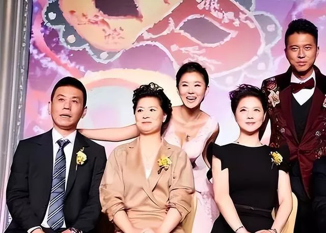 dfdc0b87cf4bb6aaedb7d3112f99ad7c