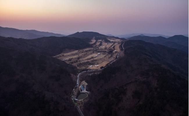 再忍下去就要被“隔离” 北京静默1月后发飙