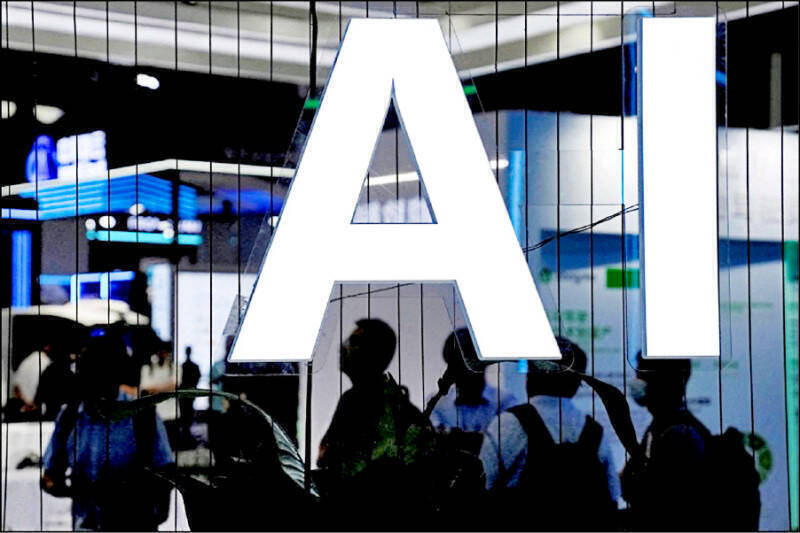 半導體一直是人工智慧領域的最大贏家，但下一波成長浪潮可能來自軟體、自動駕駛汽車和雲端運算產業明星企業。（彭博）