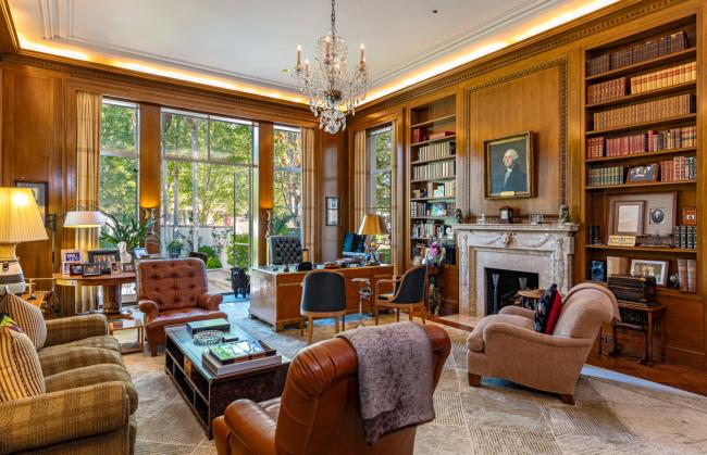 震惊上流社会 昔日首富如何陷入债务黑洞