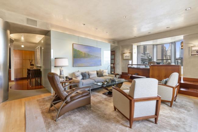 震惊上流社会 昔日首富如何陷入债务黑洞