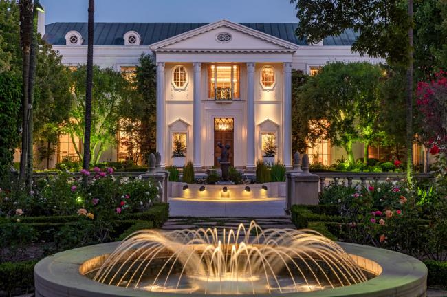 震惊上流社会 昔日首富如何陷入债务黑洞