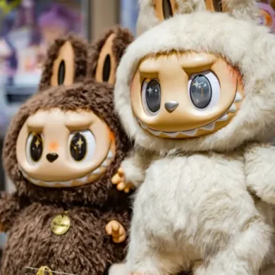 Labubu二手价暴跌88%，黄牛哭死