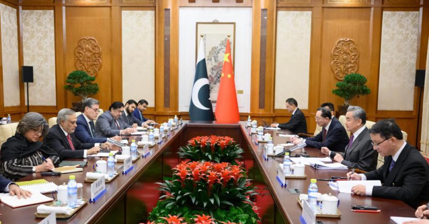 王毅会巴基斯坦外长 推进中巴经济走廊2.0升级版建设