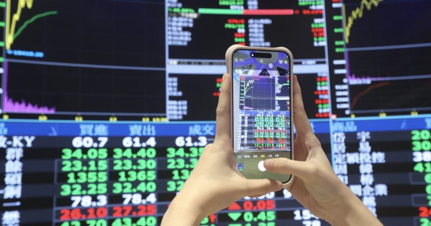 台股高点如何居高思危？李镇宇提出四大观察指标