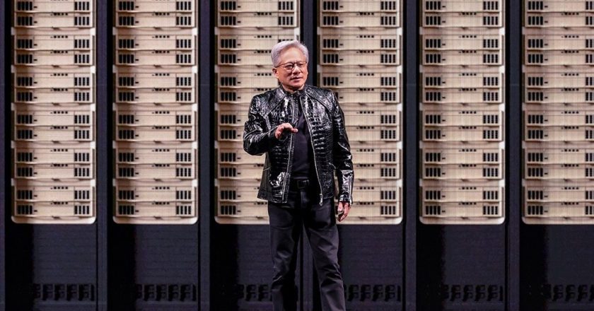 总编推荐／台股站上3万点、市值全球第7大 还有什么可以买？台积电频创新高、还能买吗？