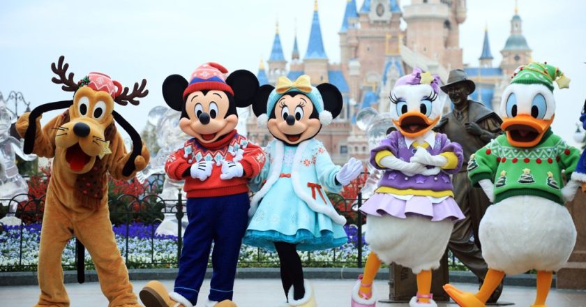 陆副总理丁薛祥会迪士尼CEO 称欢迎迪士尼「继续投资中国」