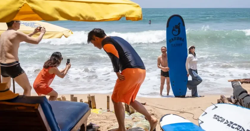 巴厘岛计划推动“高水平旅游”，要求外国游客“晒存款”