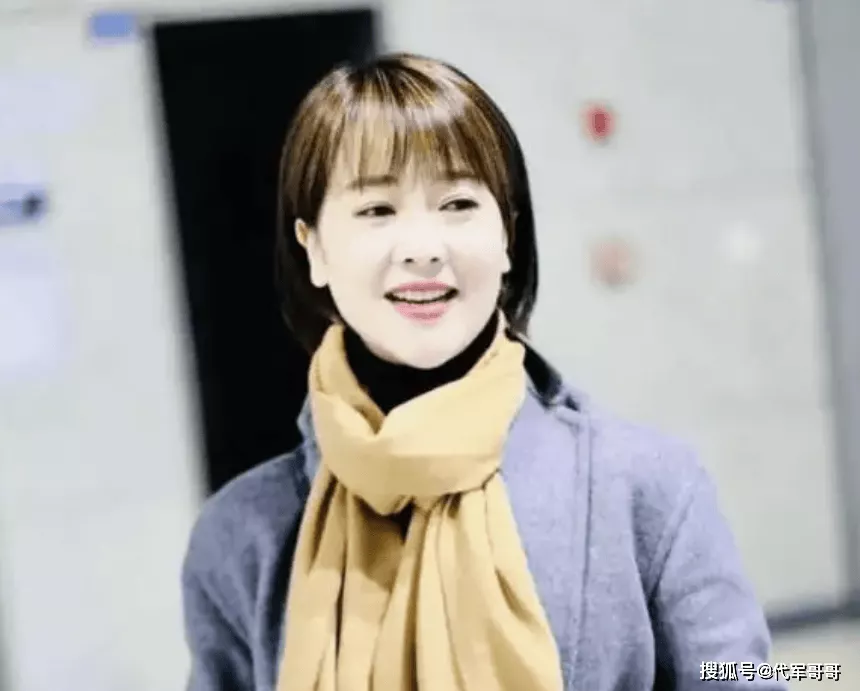 左小青近况曝光!曾嫁给大20岁富商,离婚后与女儿相依为命