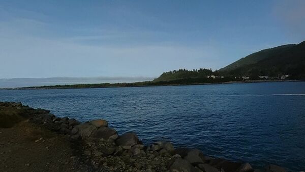 ▲▼神秘骨骸沖上岸「竟是美前鎮長」　失蹤19年終於回家了。（圖／翻攝訃聞、Google Maps）