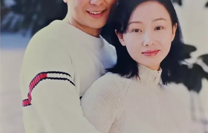 黄慧颐称和保剑锋结婚没办婚礼,因心软原谅男方婚前出轨