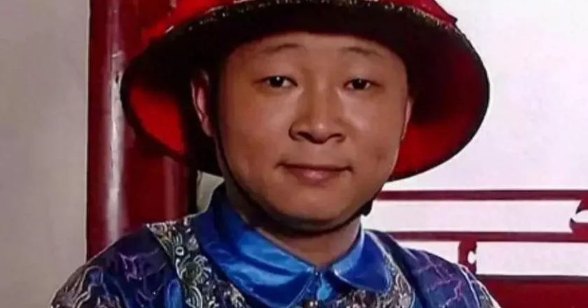 56岁赵亮现状太意外!娶小16岁模特娇妻,隐居深山养鸡