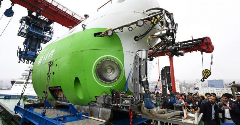 探索深8千米阿塔卡马海沟 陆与智利合作载人深潜科学考察
