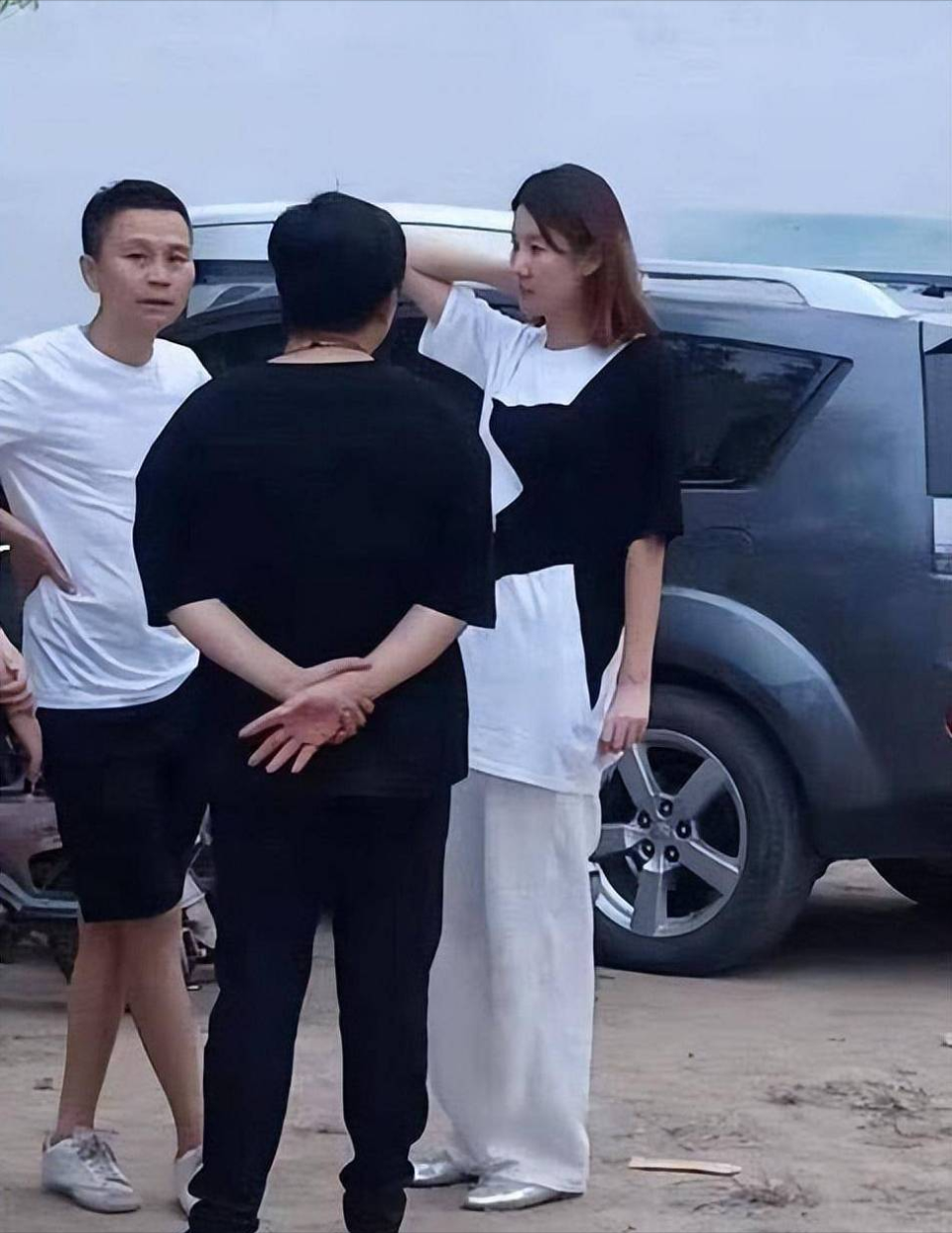 王宝强新女友是真漂亮！世界小姐亚军 178的身高力压前妻马蓉