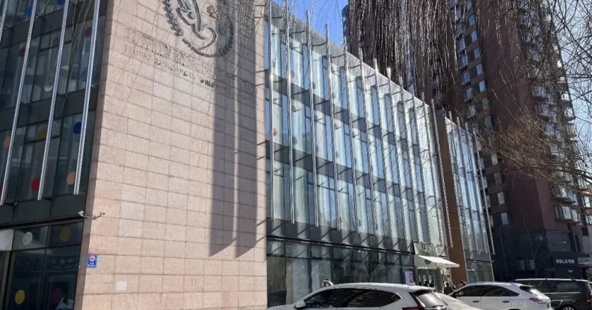 李亚鹏透露新进展，看了一个新地址，医院有救了？