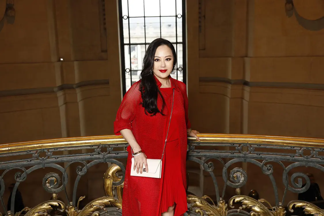 “周媛眼神”被群嘲，撒娇女人还好命吗？