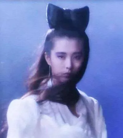 58岁"亚洲第一美女"罕见进驻短视频平台,疑为直播带货铺路?