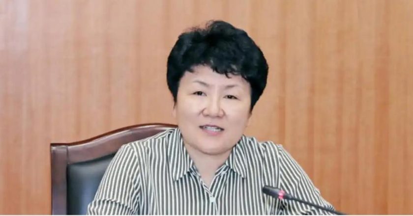 今年大陆首名落马女高官 成都人大常委会原主任包惠被查