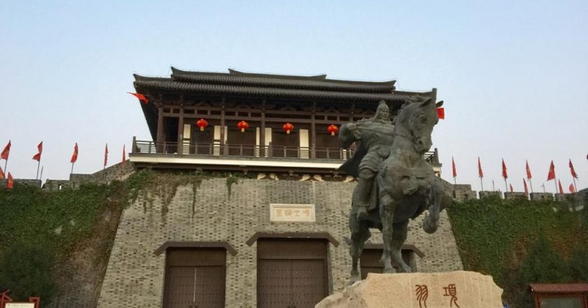 竟找不到人!江苏徐州景区招聘「项羽」日薪达3600元但须身高190以上