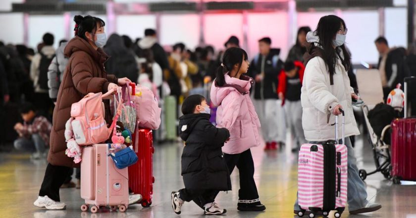 地表最大规模人口迁徙—大陆「春运」今登场 为期40天