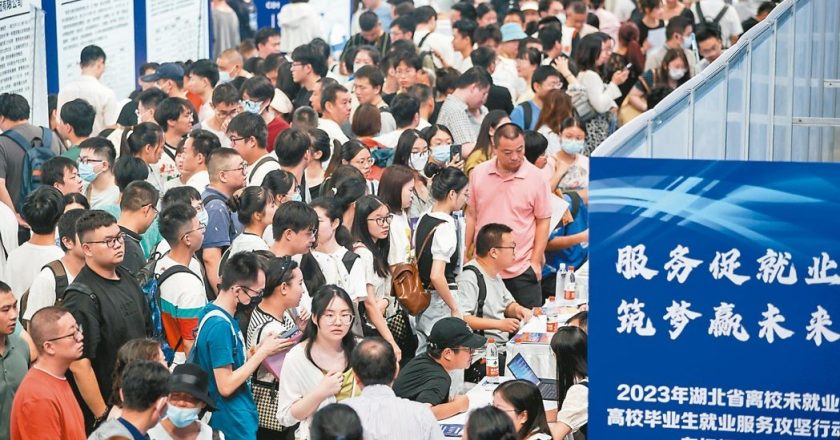 花旗：AI驱动新经济  加大大陆就业无增长风险