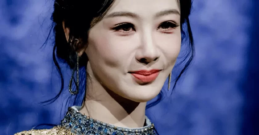微博之夜红毯明星生图状态!杨幂妆浓、杨紫脸垮