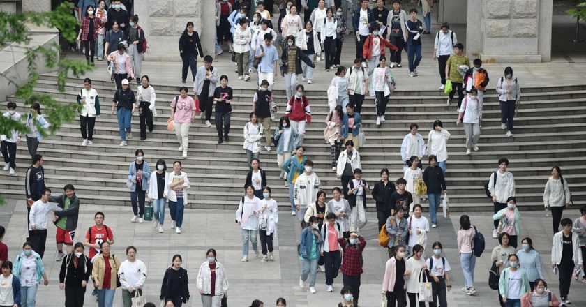 曝中国大学生国家级奖项被“明码标价公开售卖”