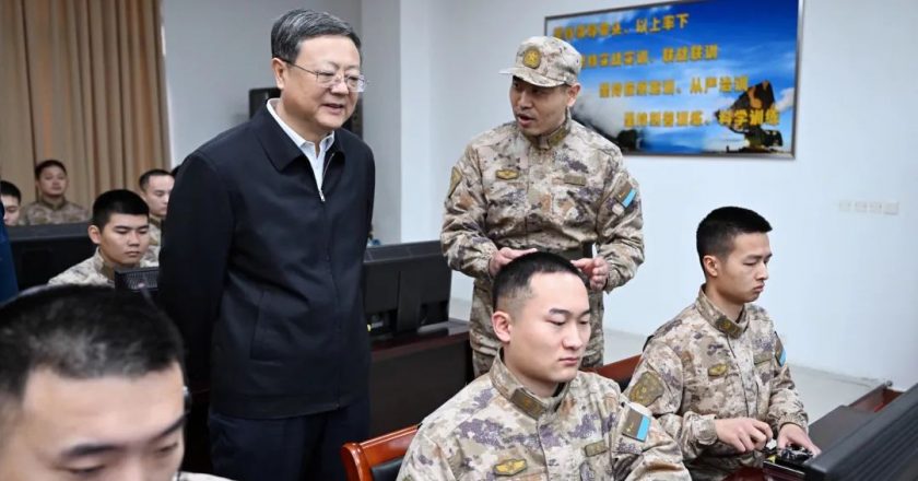 任内遇李克强猝死 他突然升任北京卫戍司令