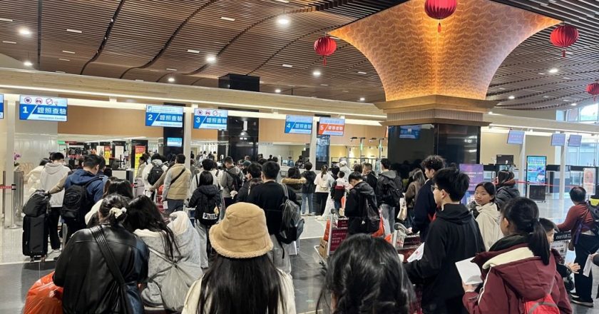金门港旅服中心首迎春节输运考验 e-Gate最快10秒通关