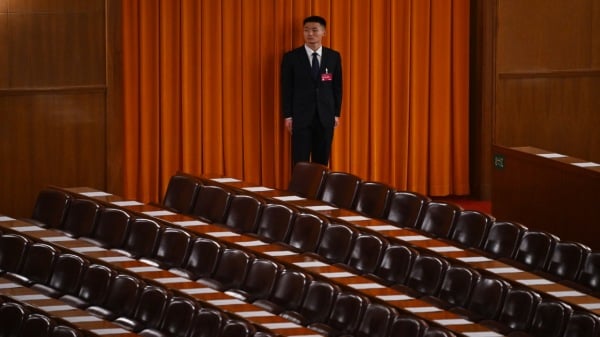 《通知》下发 习近平挥刀欲砍“一把手”?
