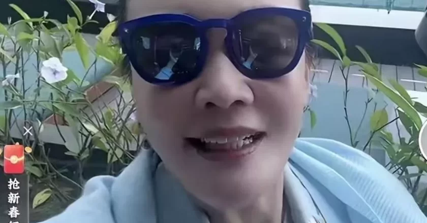 张兰真开明!自曝三代同堂经历,送亲家伴手礼,马筱梅很会做儿媳
