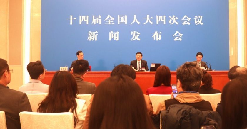 谈中日关系 陆全国人大:台湾问题是中国内政、绝不允外国干涉