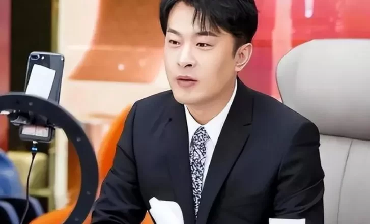 辛巴财富自由,退网后前往美国居住,发生交通事故被网友偶遇