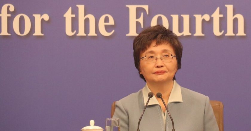 坦言AI对就业带来「深刻影响」 大陆人社部长:正在研究相关政策
