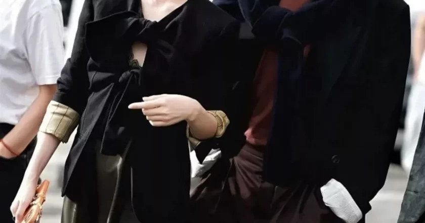 不再是奶茶妹妹？32岁章泽天亮相巴黎时装周，气质绝了