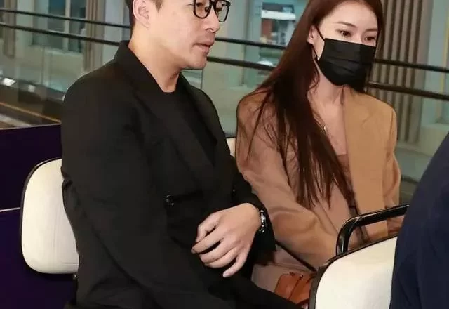 33岁马筱梅被拍到逛夜市?汪小菲娇妻身体底子好，产后15天就出门