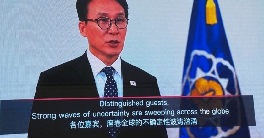 韩总理金民锡:不只韩中 也期待与日本和其他国家创造经济新机遇