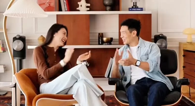 44岁男演员晒大房子!与90后超模老婆复合,过得滋润
