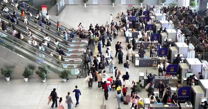 清明连假收尾 陆跨区流动量估8.4亿人次 长三角客流最集中