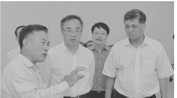 马兴瑞栽了!接下来要抓的人,将是胡春华 马兴瑞栽了!接下来要抓的人,将是胡春华