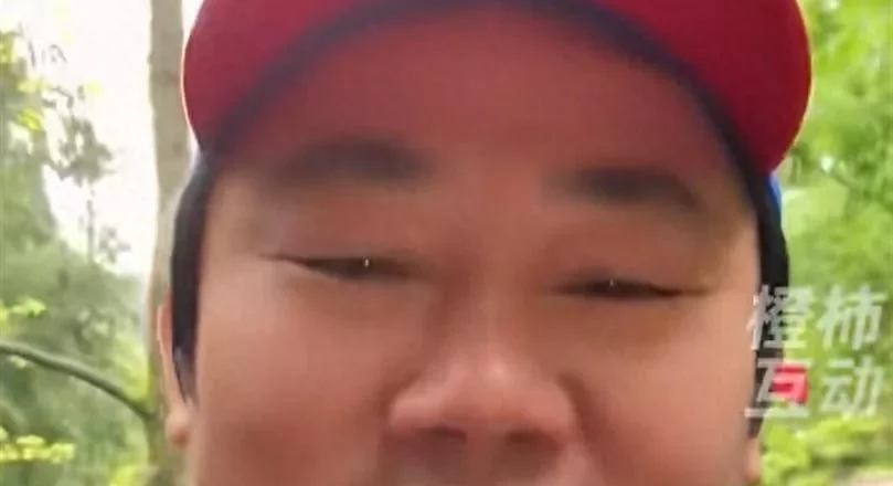 李亚鹏隔空回应张雪:现状买不起,但兄弟我拉群