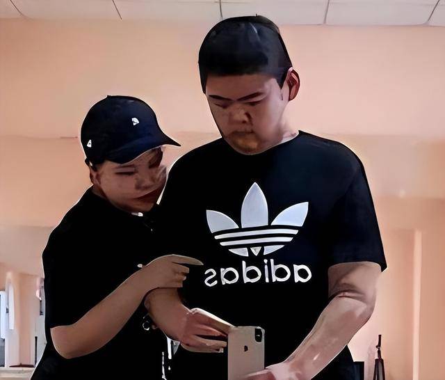 中国首胖切胃暴瘦480斤，成名后抛妻，下场曝光