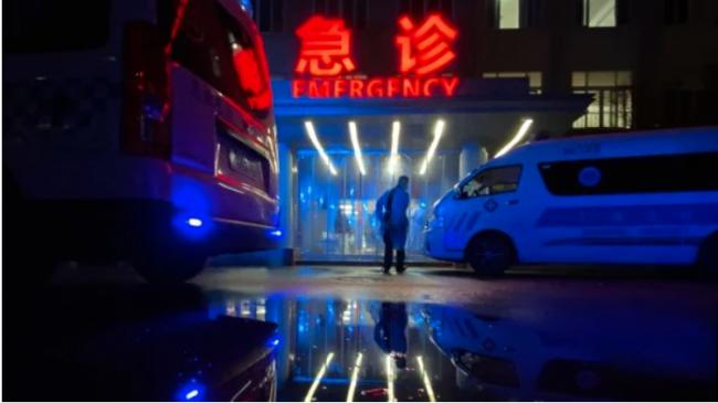 上海医生:1小时6个心梗患者 这一波很密集