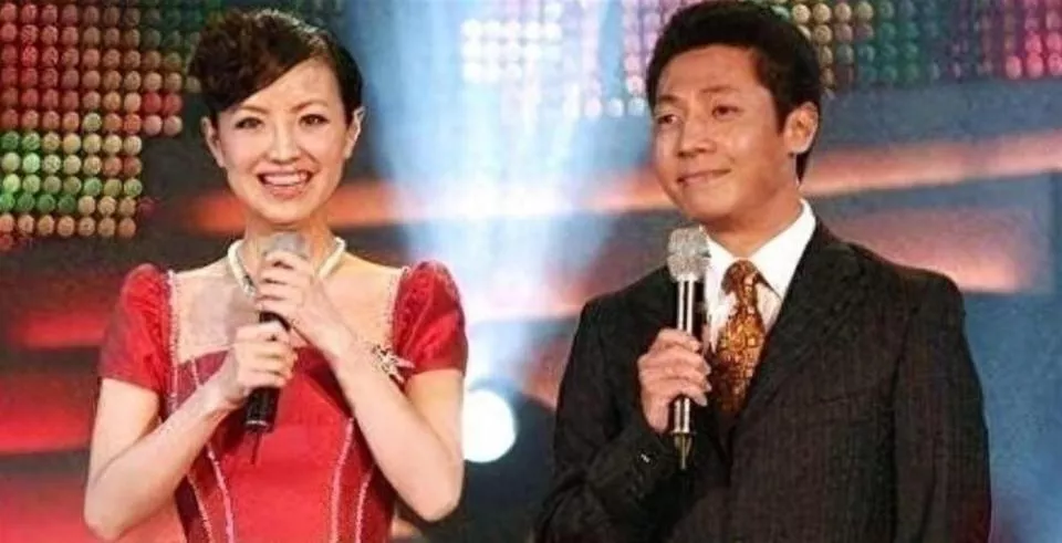 她和撒贝宁同居多年,却投入富豪怀抱,如今两人天差地别