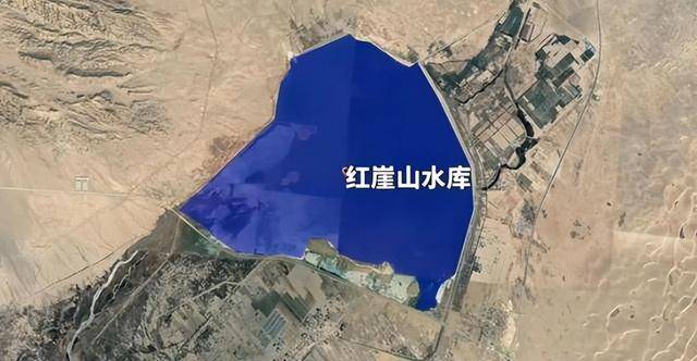 中国荒漠中挖出亚洲最大水库 成瀚海明珠